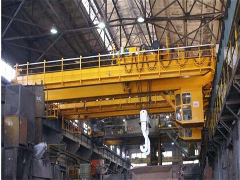 Metallurgical smelting crane.-1.jpg