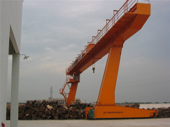 L型門式起重機圖片.jpg L型5t單主梁門式起重機.jpg